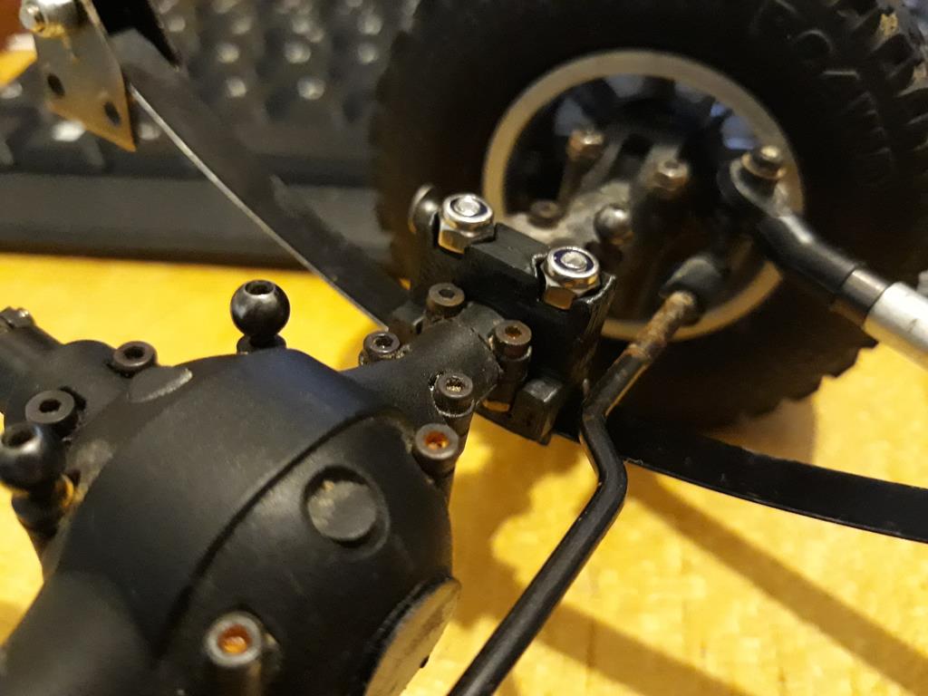 Dodge A100 4x4 - Pont SDI et trans axial 007