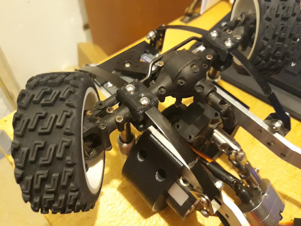Dodge A100 4x4 - Pont SDI et trans axial 028