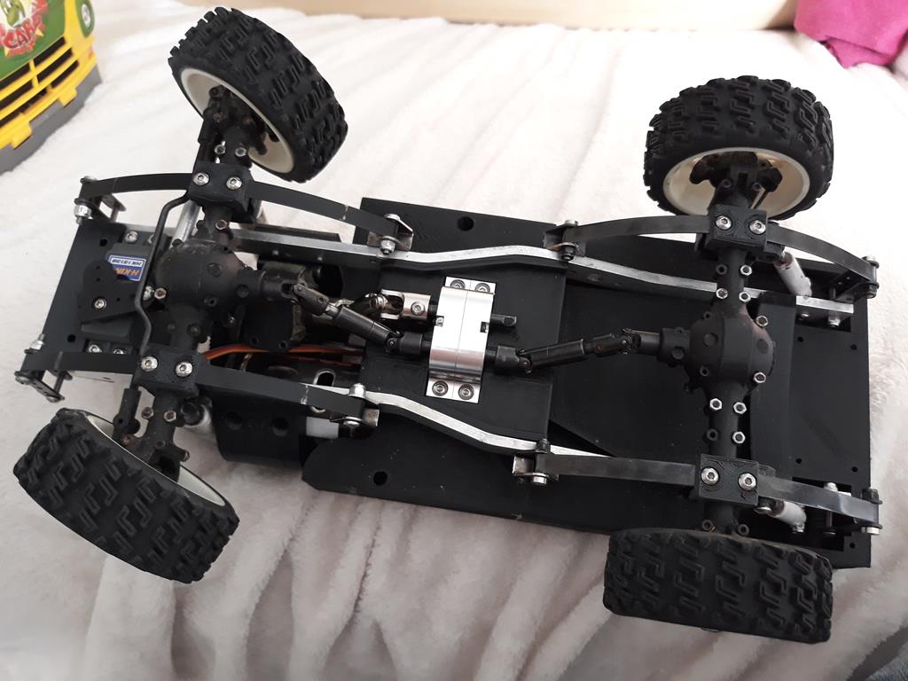 Dodge A100 4x4 - Pont SDI et trans axial 054